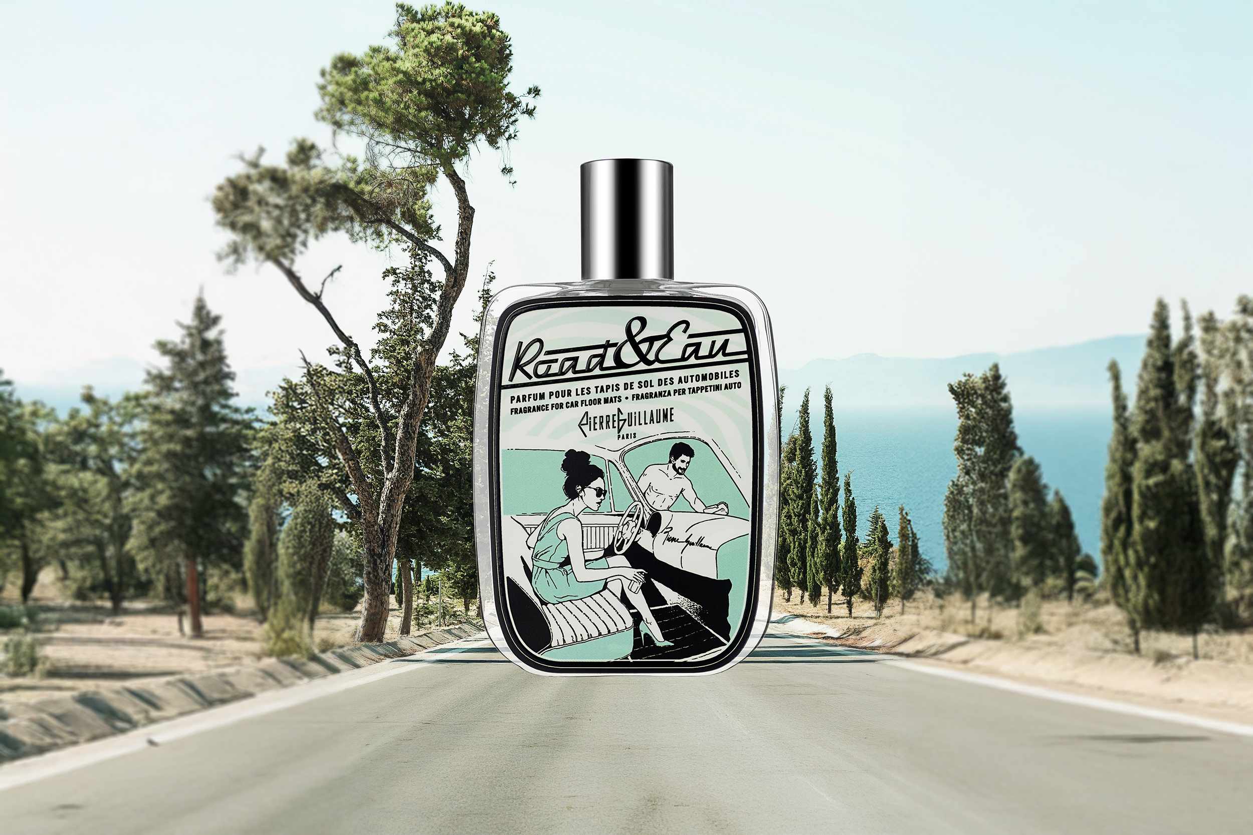 Road&eau est un parfum unisexe, tendre et délicat, propre qui sent l'odeur d'une voiture neuve.