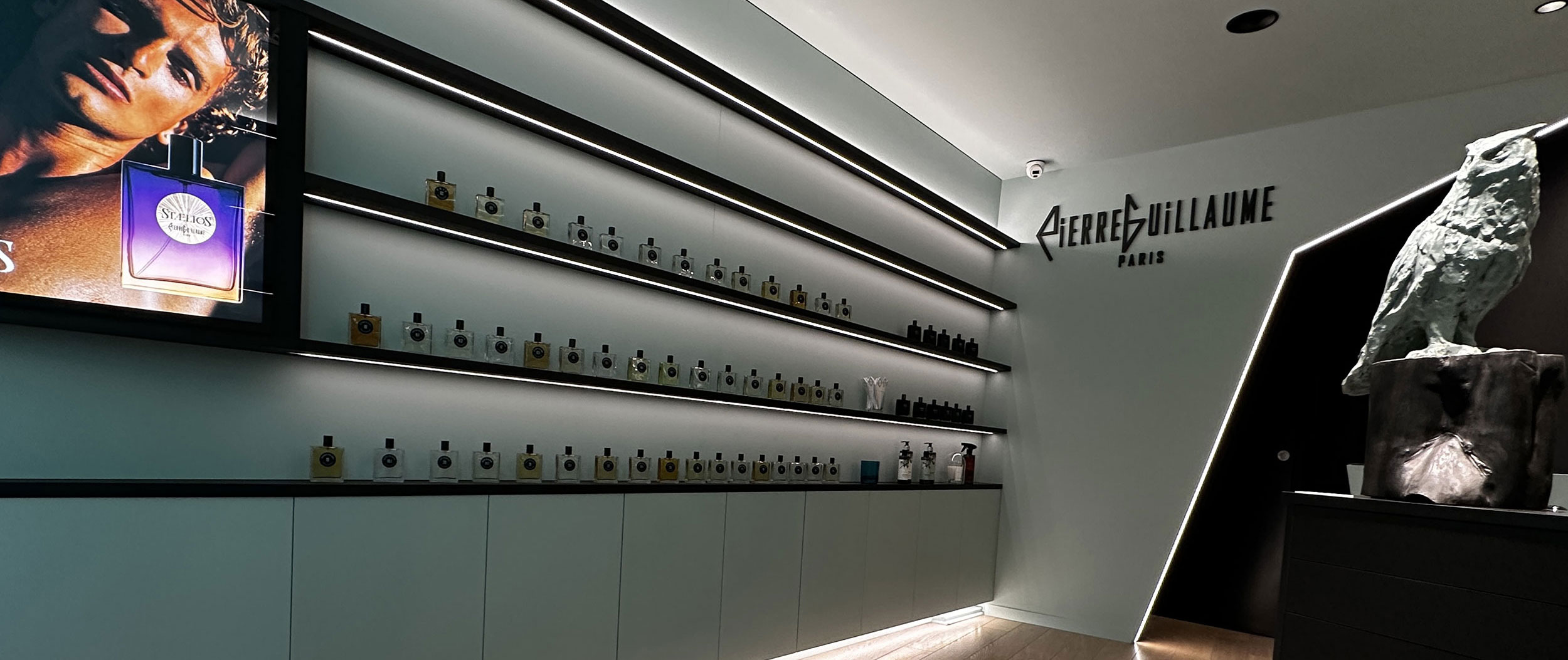 Discover our boutiques in Clermont-Ferrand, Paris, Lyon, Toulouse and Belgrade. Pierre Guillaume Paris, Artisan Perfumer - Contemporary niche perfumery.