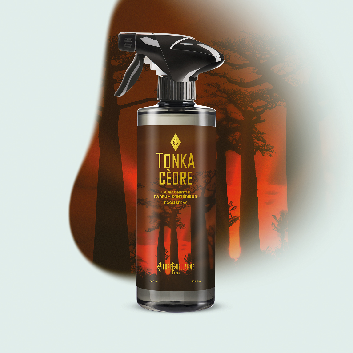 Tonka Cèdre — La Gachette 500 ml, artwork ambiance gourmande et boisée — Pierre Guillaume Paris
